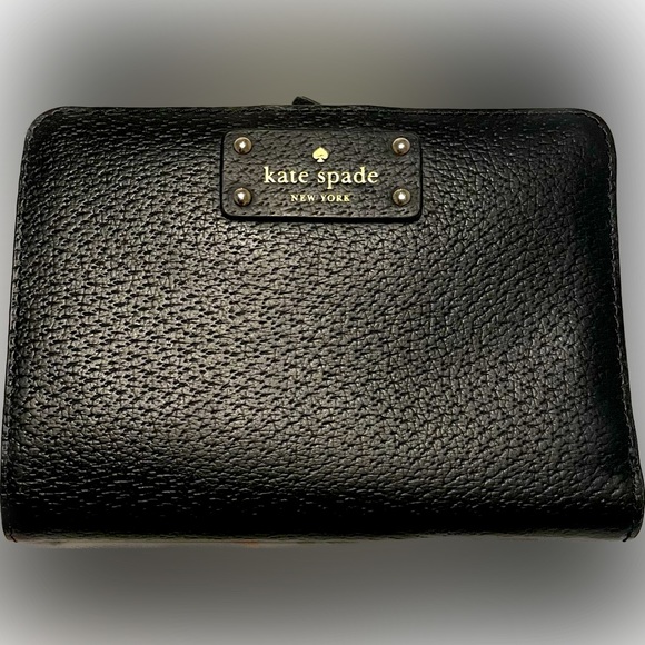 Kate Spade Wallet - Picture 1 of 4
